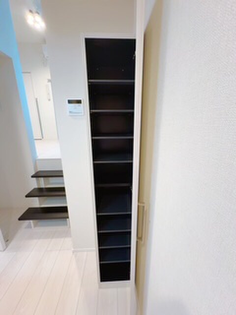 物件内観写真14　(靴箱)