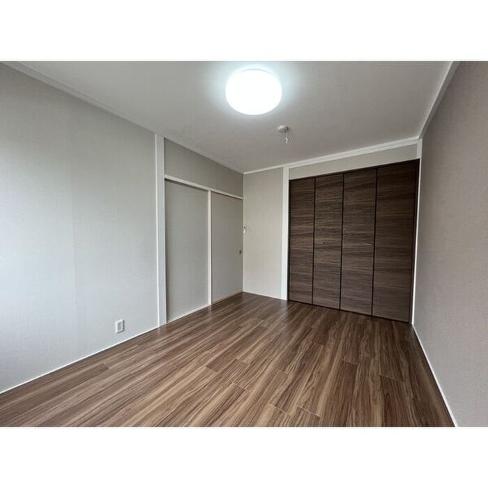 物件内観写真12　(居室)