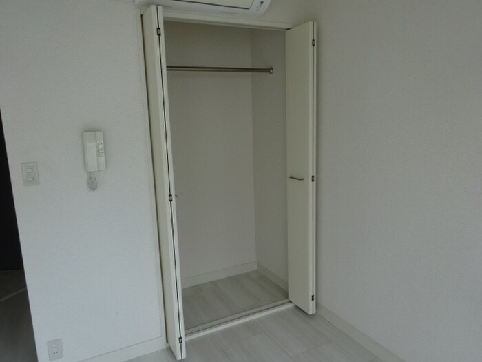 物件内観写真11　(収納)