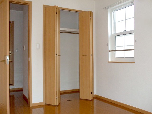 物件内観写真8　(収納)