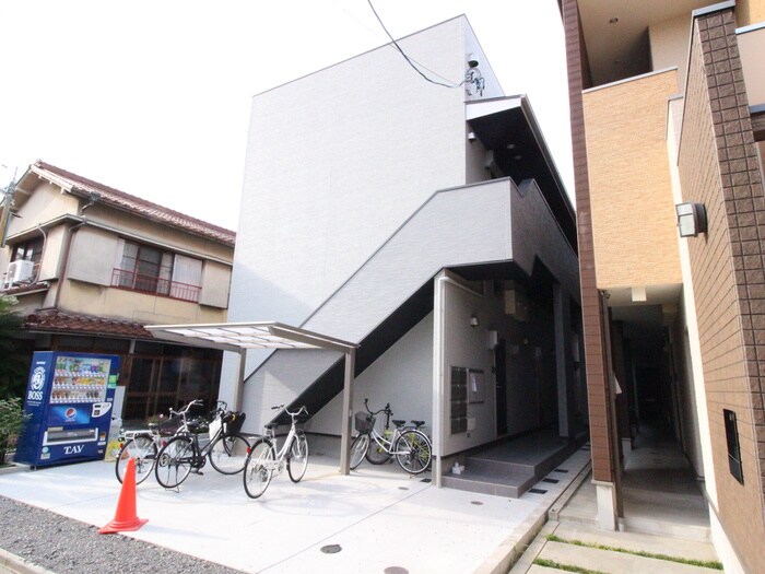 物件外観写真2　(外観写真)