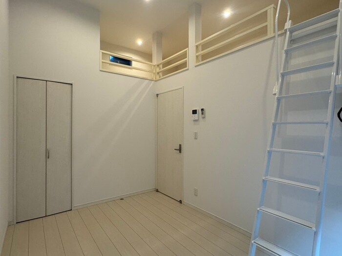 物件内観写真6　(居室)