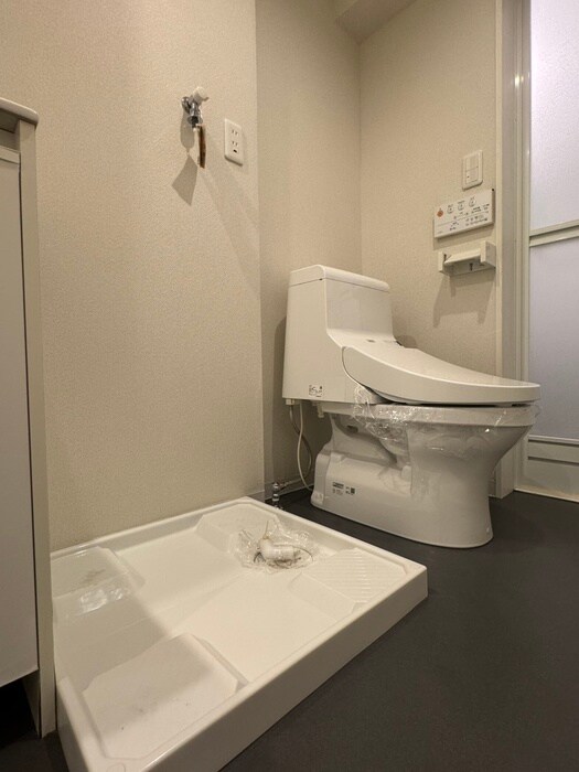 物件内観写真15　(洗濯機置場)