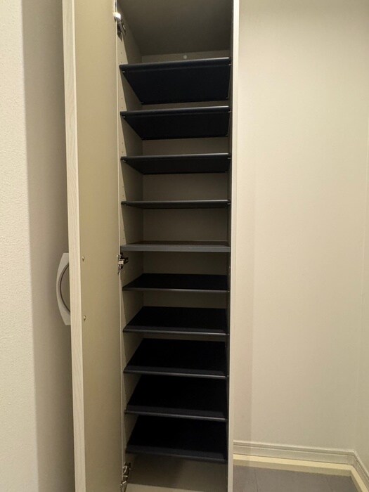 物件内観写真17　(靴箱)