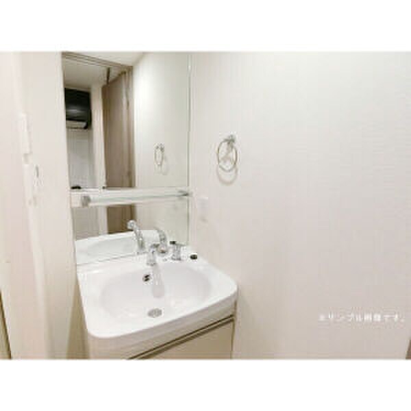 物件内観写真7　(洗面)