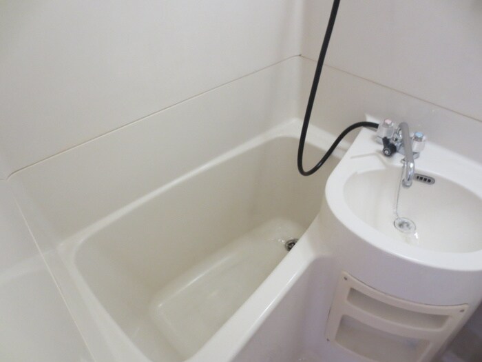 物件内観写真12　(バス／シャワールーム等)