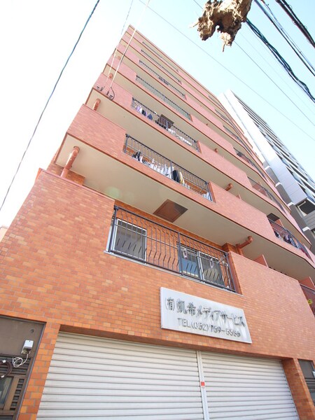 ﾗｲｵﾝｽﾞﾏﾝｼｮﾝ川原通(502)外観写真
