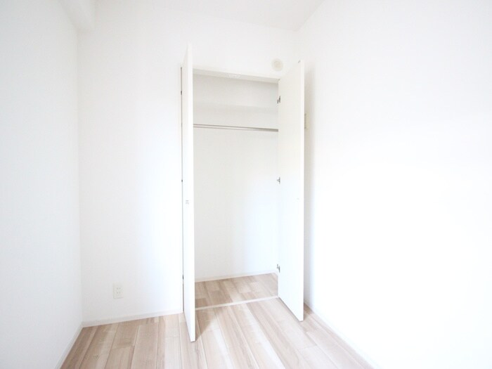 物件内観写真10　(収納)