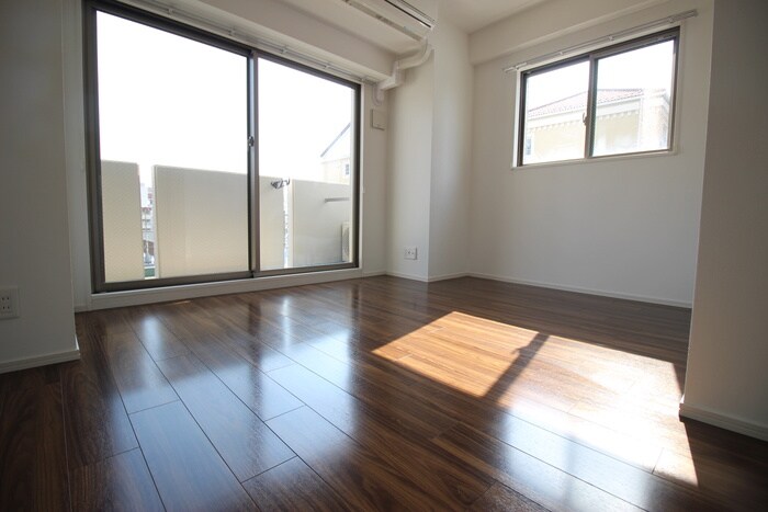 物件内観写真10　(居室)