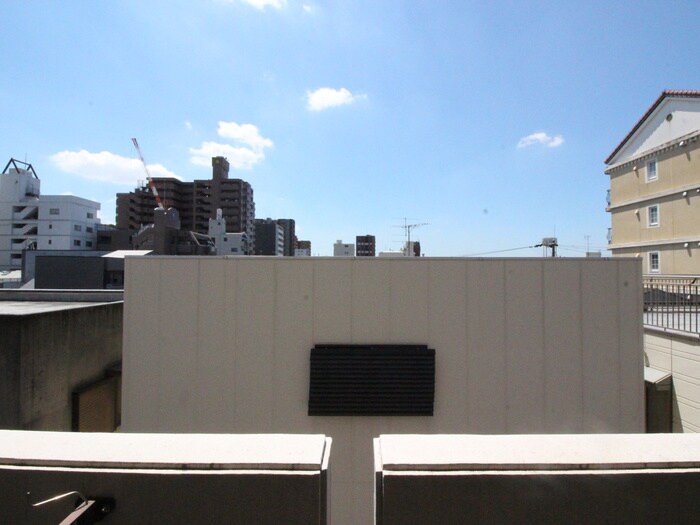 物件内観写真22　(室内からの展望)