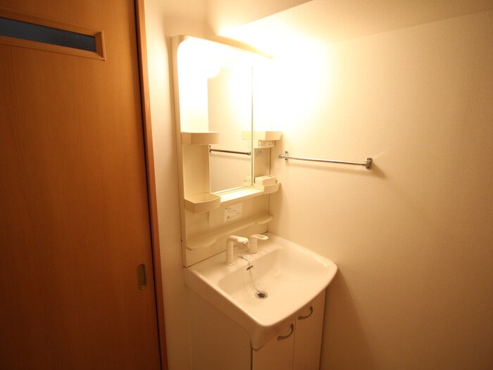 物件内観写真15　(洗面)