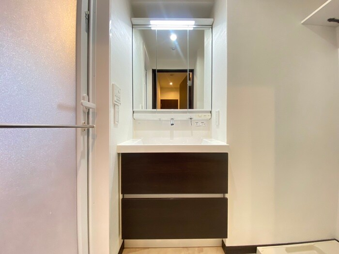 物件内観写真16　(洗面)