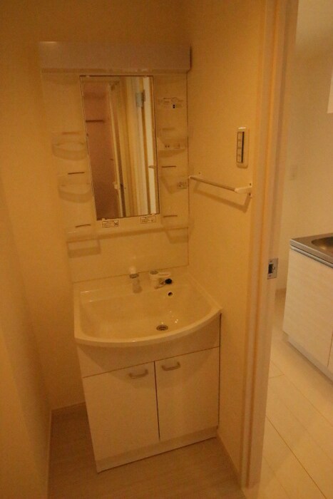 物件内観写真12　(洗面)