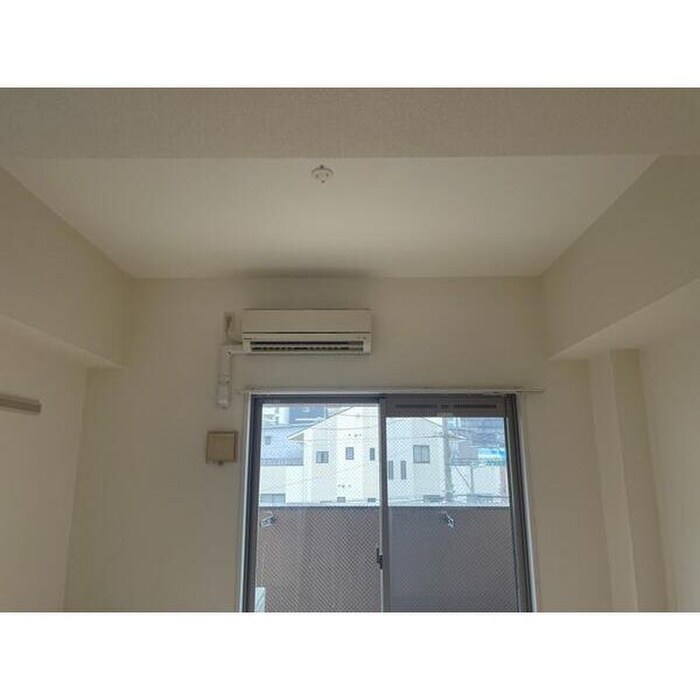 物件内観写真14　(室内からの展望)