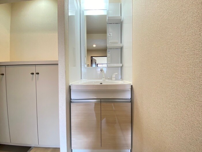 物件内観写真13　(洗面)