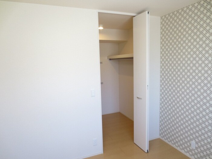 物件内観写真8　(収納)