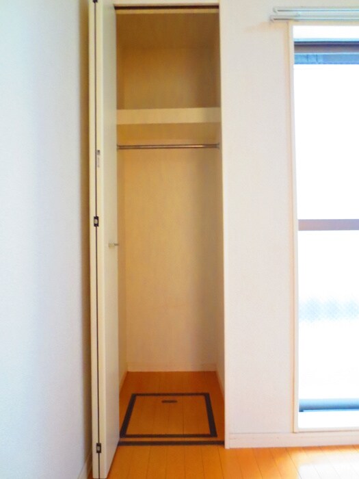 物件内観写真11　(収納)