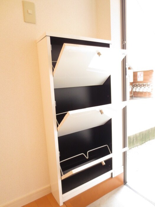 物件内観写真17　(靴箱)