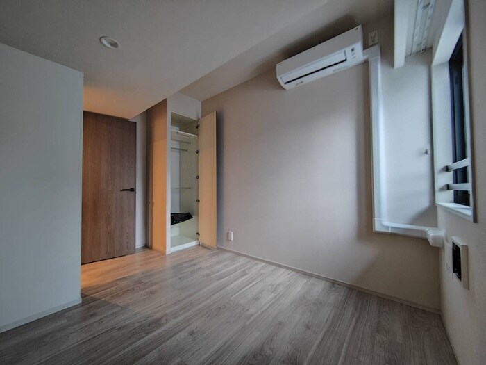 物件内観写真12　(居室)