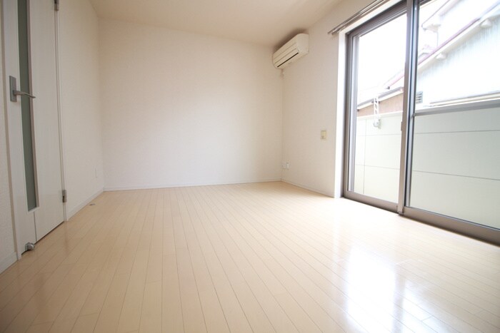 物件内観写真22　(居室)