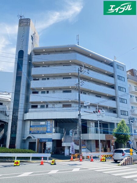 エスポワ－ルフジナリ外観写真