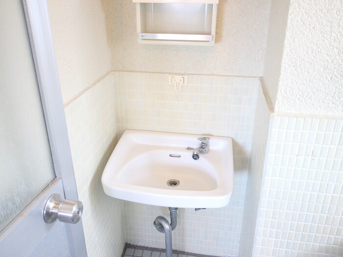 物件内観写真10　(洗面)