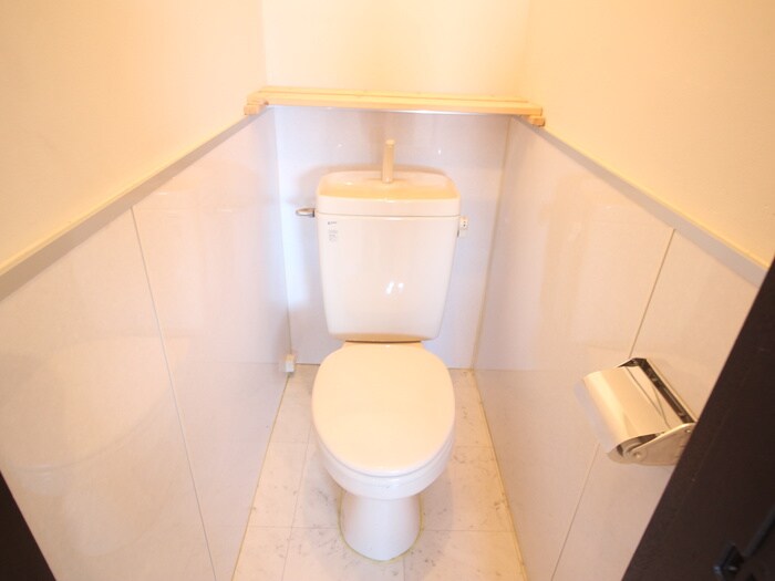 物件内観写真12　(トイレ)