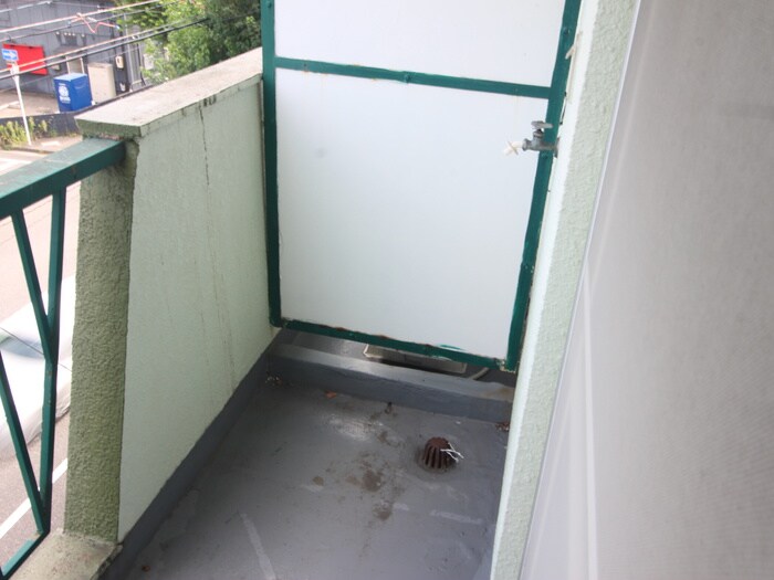 物件内観写真13　(洗濯機置場)