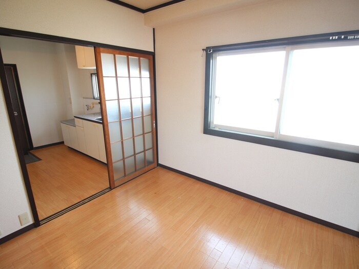 物件内観写真19　(居室)