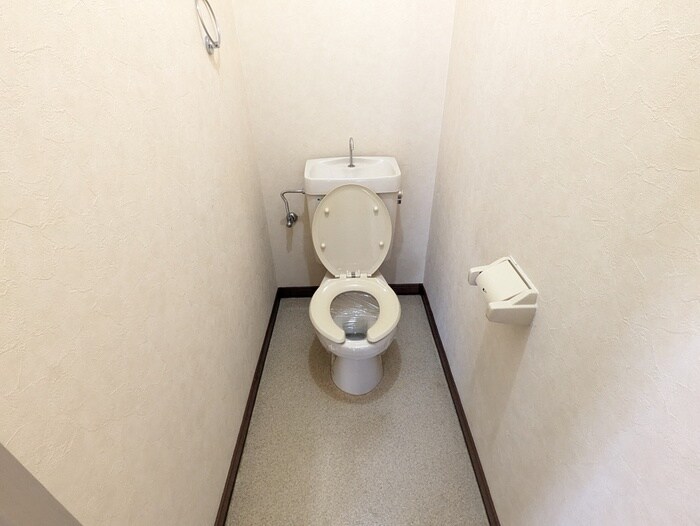 物件内観写真16　(トイレ)