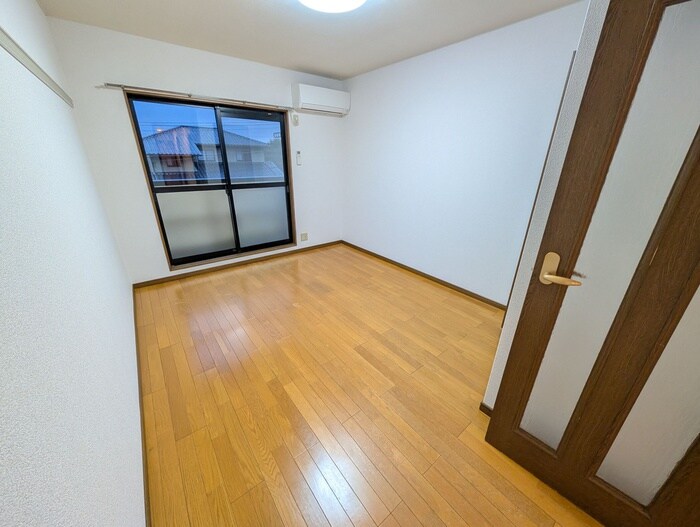 物件内観写真19　(居室)