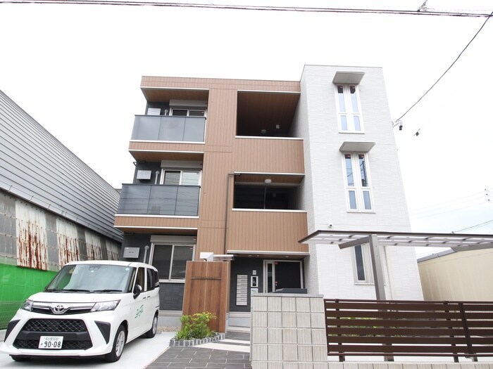 物件外観写真1　(外観写真)