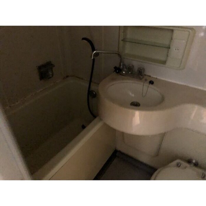 物件内観写真8　(洗面)