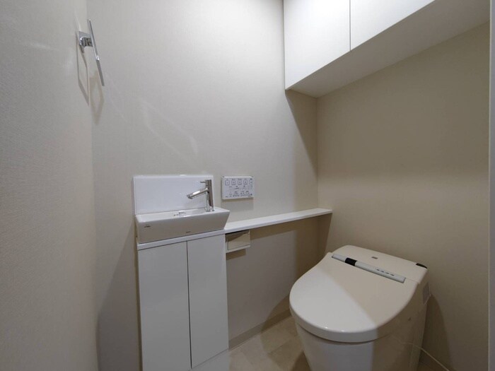 物件内観写真15　(トイレ)