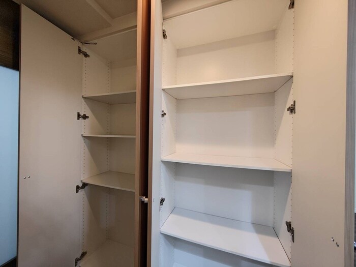 物件内観写真19　(靴箱)