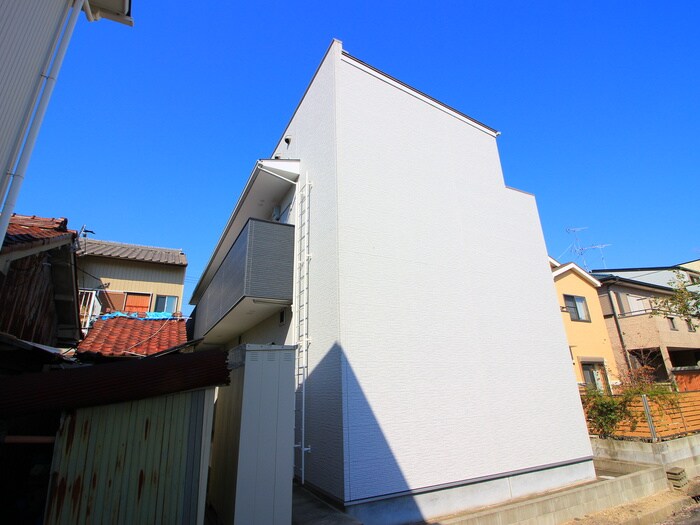 物件外観写真4　(外観写真)