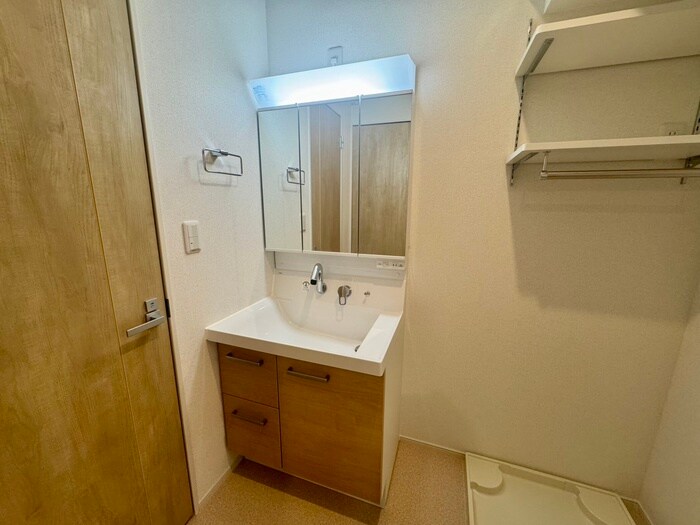 物件内観写真10　(洗面)