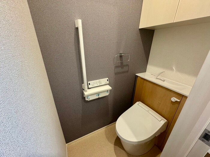 物件内観写真12　(トイレ)