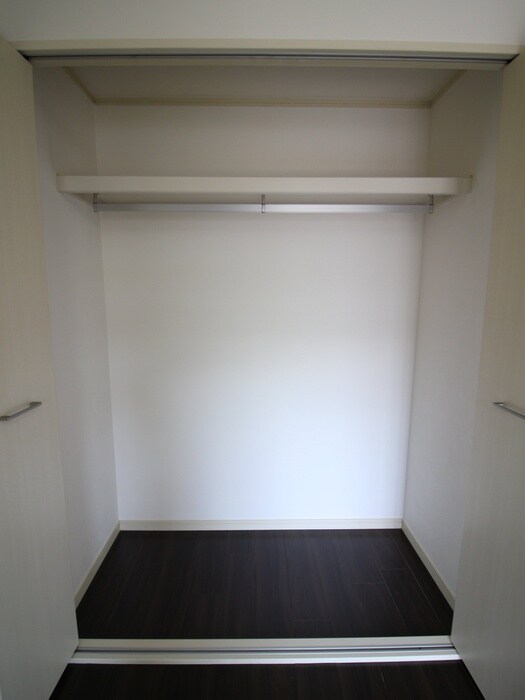 物件内観写真15　(収納)
