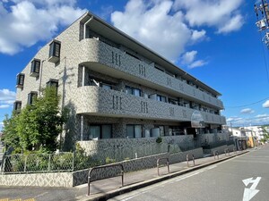 ガゾンドコリ－ヌシュドゥ外観写真