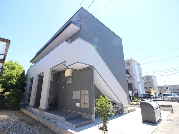 物件外観写真1　(外観写真)