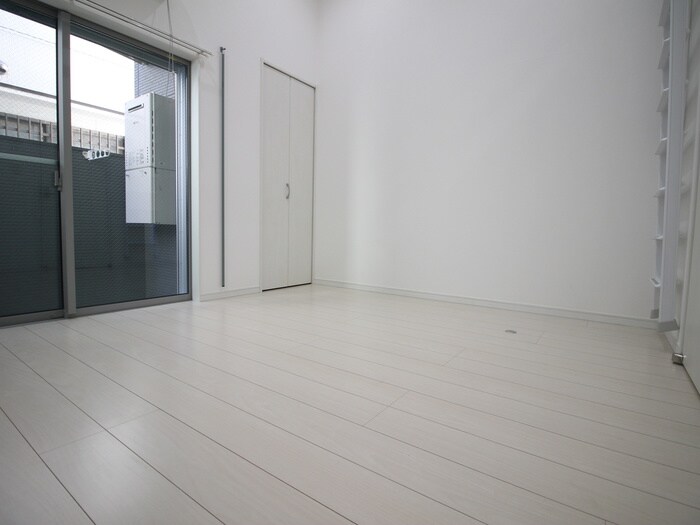 物件内観写真10　(居室)