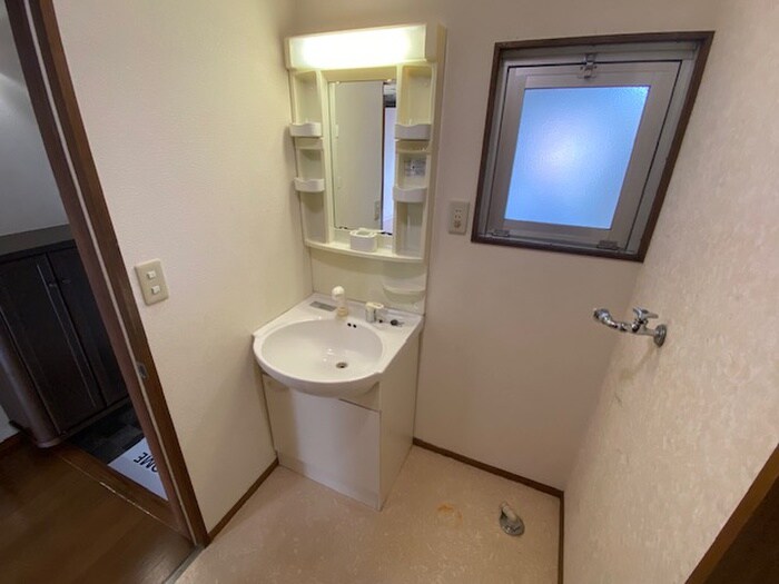 物件内観写真13　(洗面)