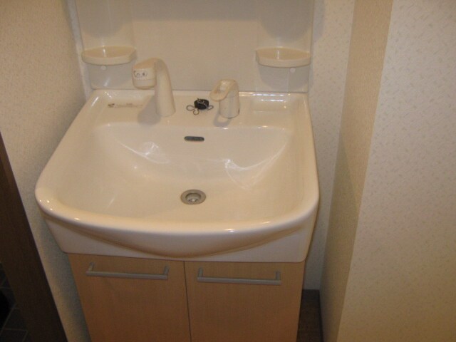 物件内観写真10　(洗面)