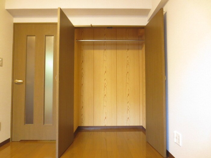 物件内観写真11　(収納)