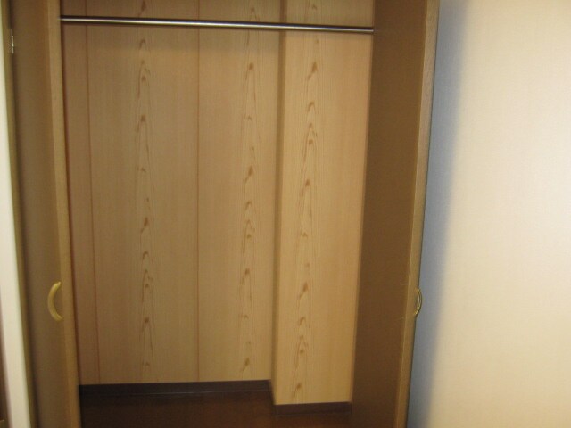 物件内観写真14　(収納)