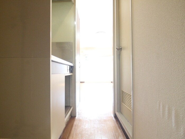 物件内観写真15　(廊下)