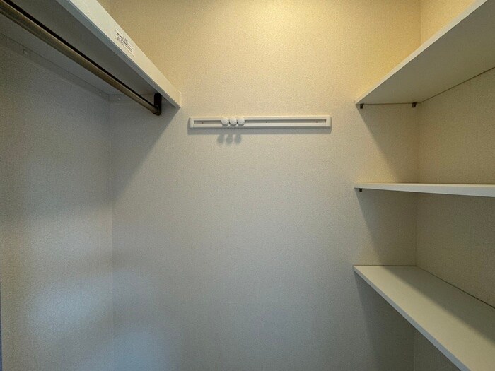 物件内観写真9　(収納)