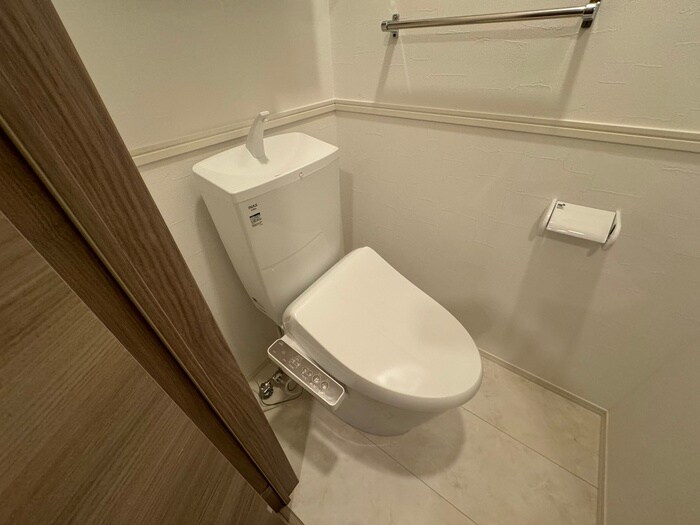 物件内観写真12　(トイレ)