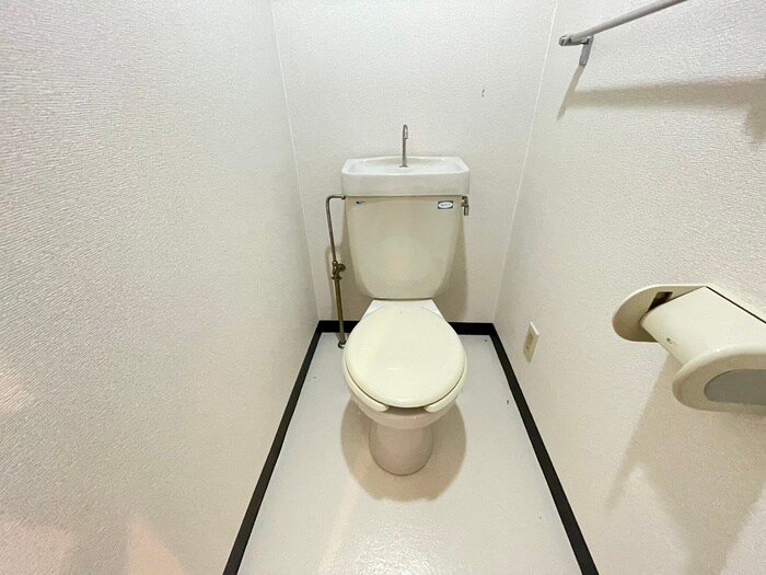 物件内観写真13　(トイレ)